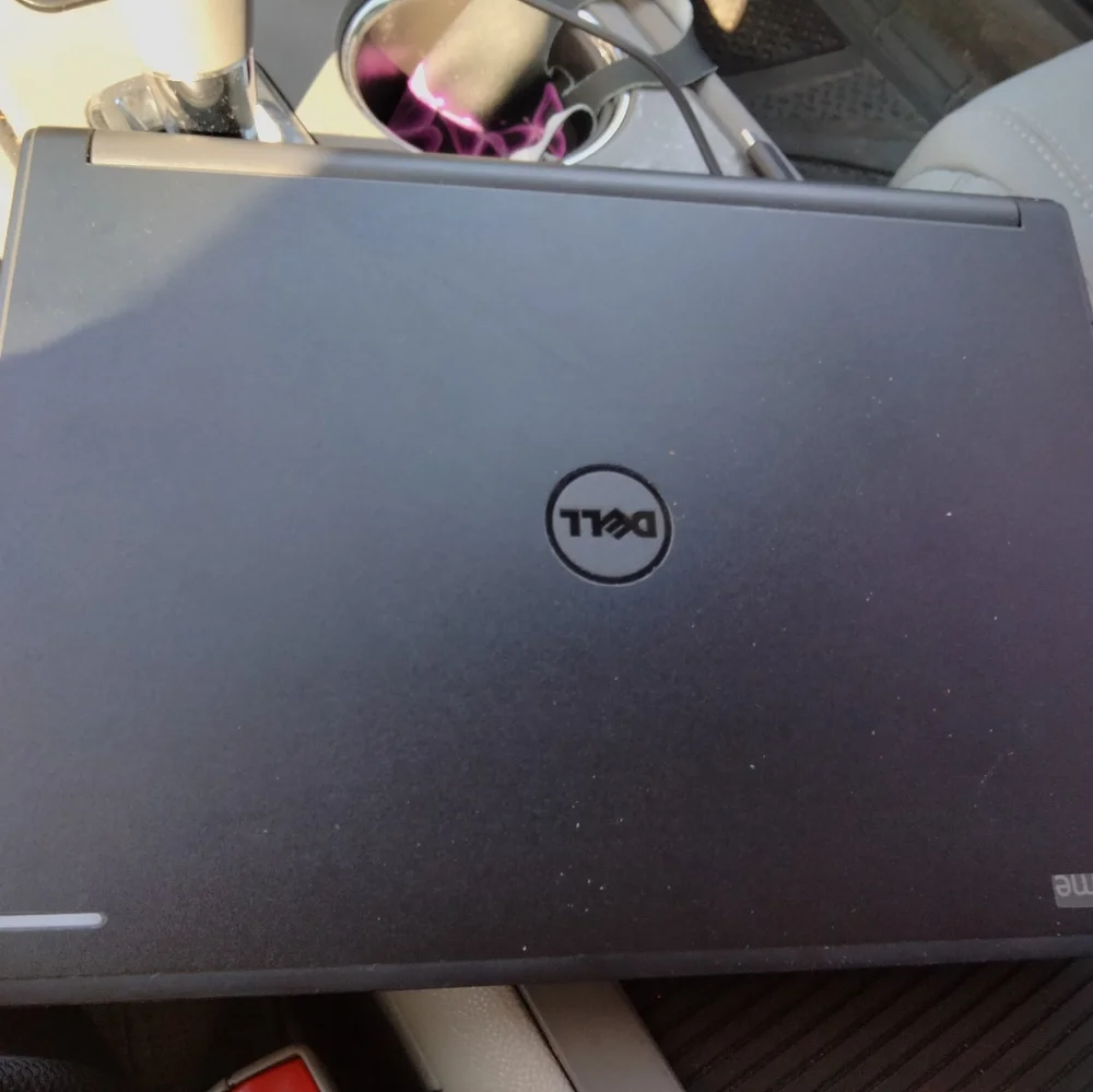 Dell laptop 💻